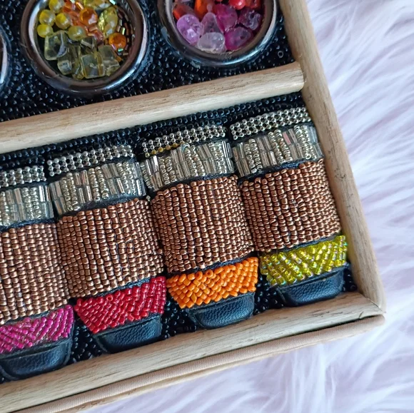 Mary Frances Art & Soul Painter's Artist Supplies Collection Box Bag - Picture 9 of 16